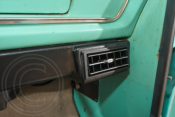 1967-Ford-F100-028