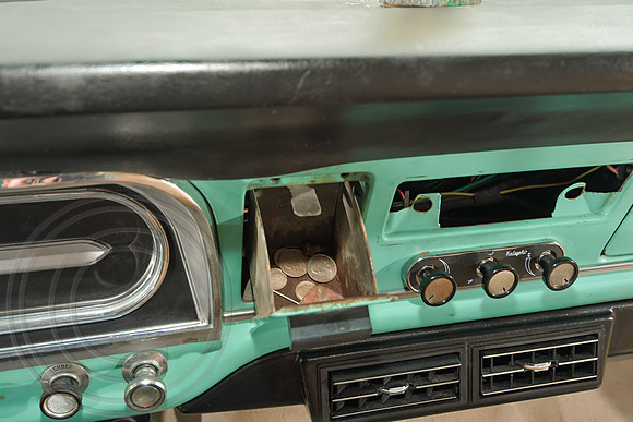1967-Ford-F100-032