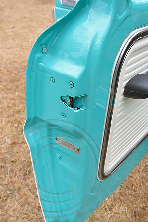 1967-Ford-F100-048