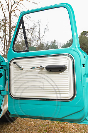 1967-Ford-F100-051