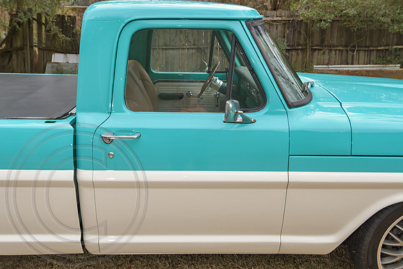 1967-Ford-F100-089