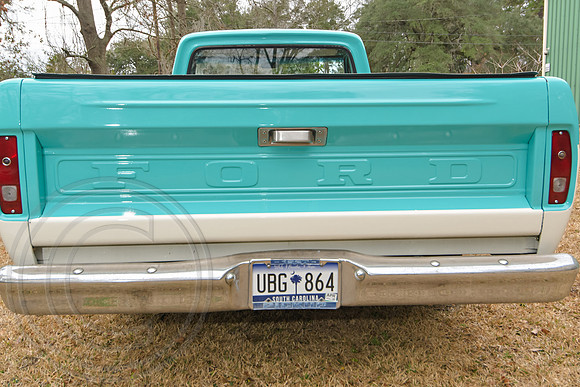 1967-Ford-F100-094