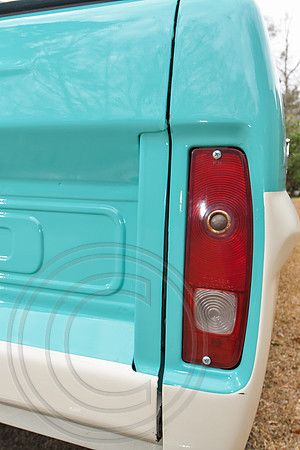 1967-Ford-F100-096