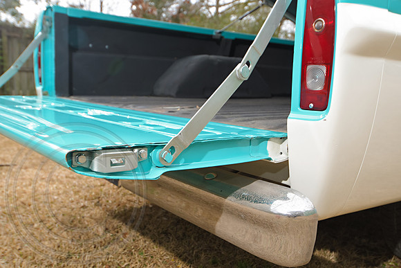 1967-Ford-F100-117