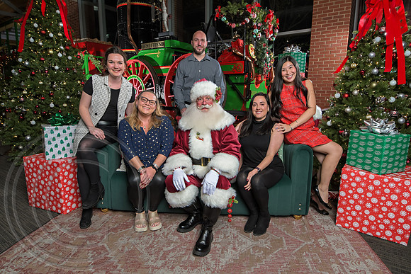 The Charleston Santa 2024-Dec10-2327