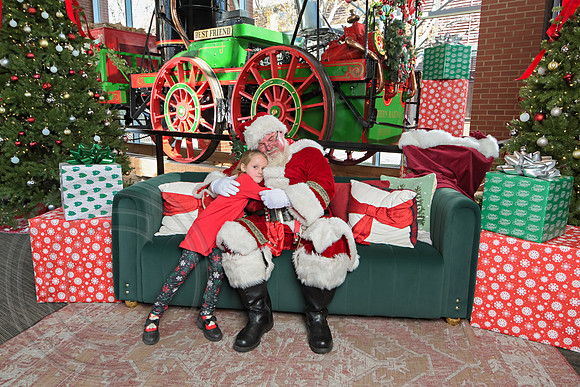 The Charleston Santa 2024-Dec14-2502