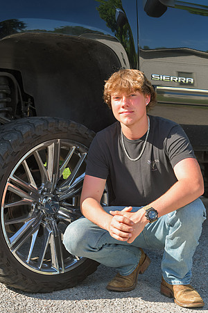 RKPhoto-2026-Braden-SeniorPics-05