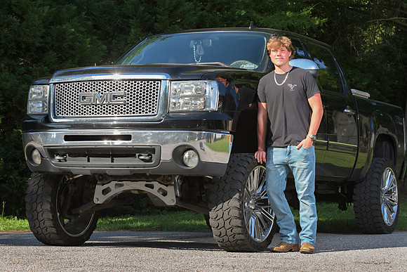 RKPhoto-2026-Braden-SeniorPics-02