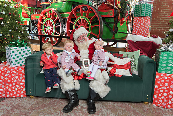 The Charleston Santa 2024-Dec15-2851