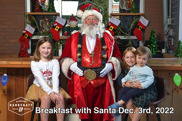 RKPhoto-BreakfastWithSanta2022-027