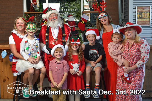 RKPhoto-BreakfastWithSanta2022-038