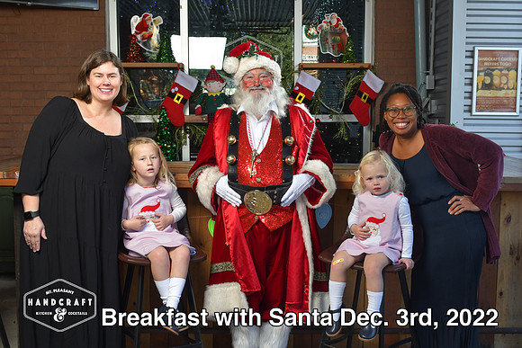 RKPhoto-BreakfastWithSanta2022-034