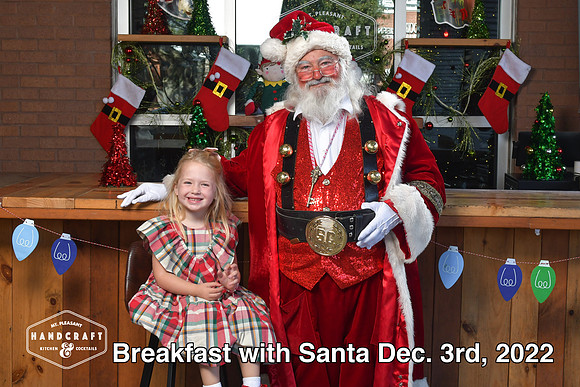 RKPhoto-BreakfastWithSanta2022-009
