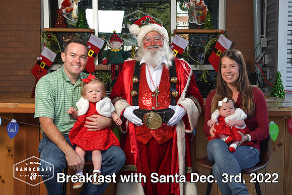 RKPhoto-BreakfastWithSanta2022-015