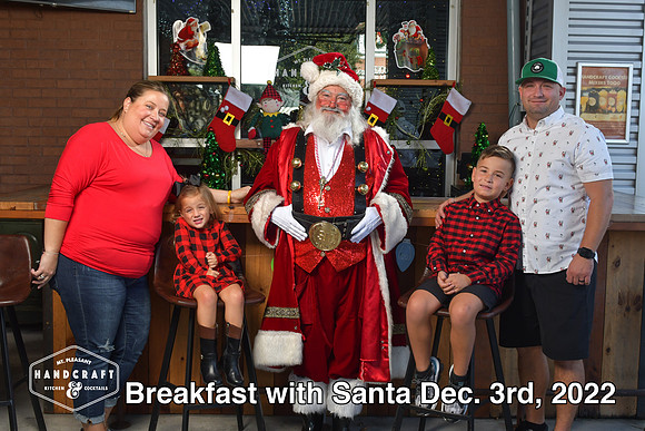 RKPhoto-BreakfastWithSanta2022-025