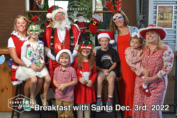 RKPhoto-BreakfastWithSanta2022-039