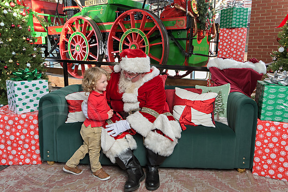 The Charleston Santa 2024-Dec15-2859