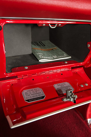 RKPhoto-1957FordFairlane-070