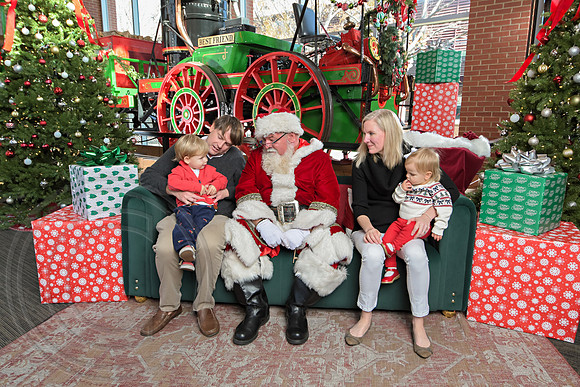 The Charleston Santa 2024-Dec15-2846