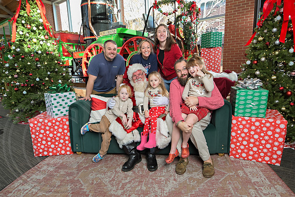 The Charleston Santa 2024-Dec15-2881