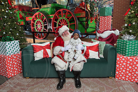 The Charleston Santa 2024-Dec7-1809