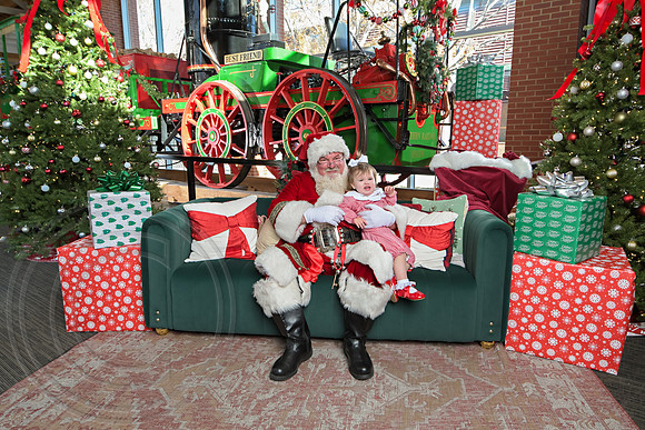 The Charleston Santa 2024-Dec14-2467