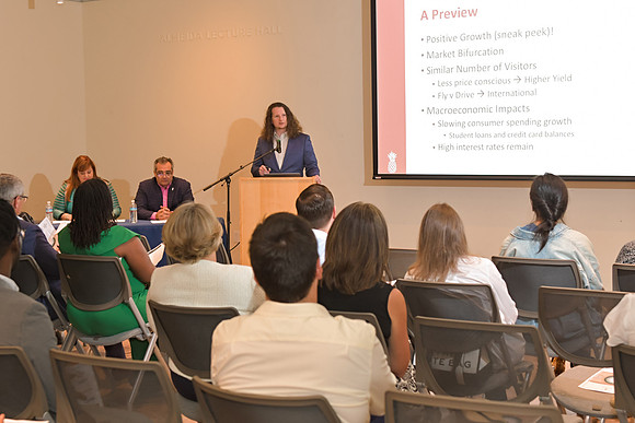 RKPhoto-CVB-TCMeeting-GibbsArt-2024-018