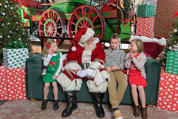 The Charleston Santa 2024-Dec15-2795