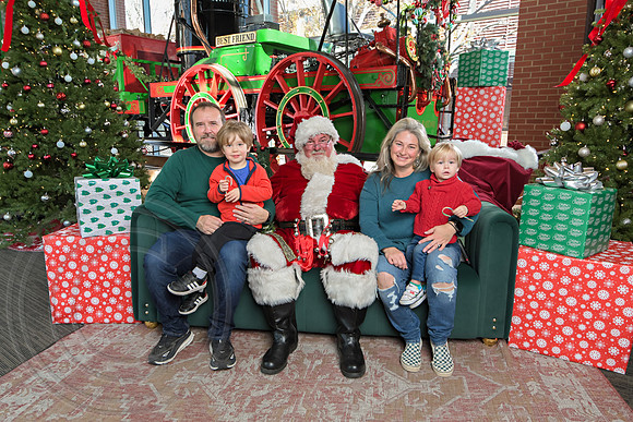 The Charleston Santa 2024-Dec14-2494