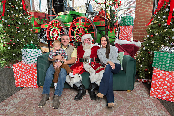 The Charleston Santa 2024-Dec15-2984