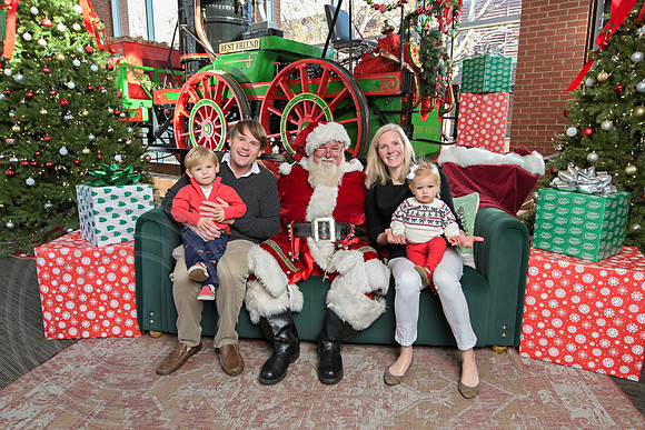 The Charleston Santa 2024-Dec15-2845