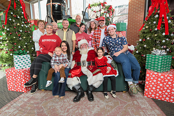 The Charleston Santa 2024-Dec15-2987