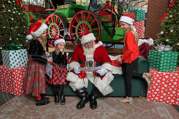 The Charleston Santa 2024-Dec7-1798