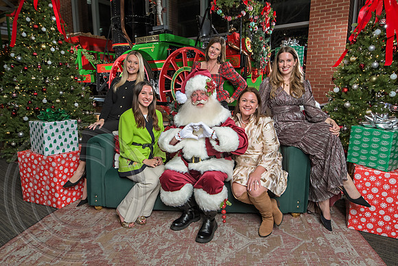 The Charleston Santa 2024-Dec10-2341