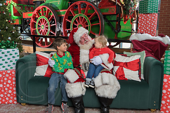 The Charleston Santa 2024-Dec14-2354