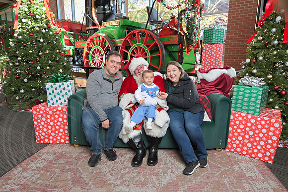 The Charleston Santa 2024-Dec1-0921