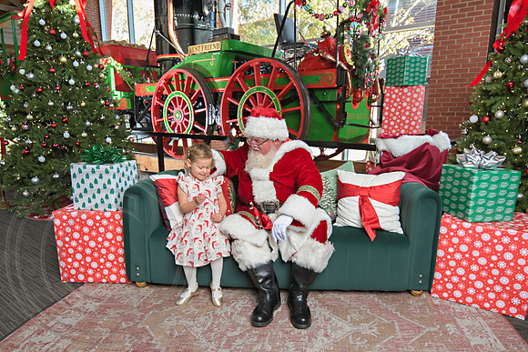 The Charleston Santa 2024-Nov30-0489