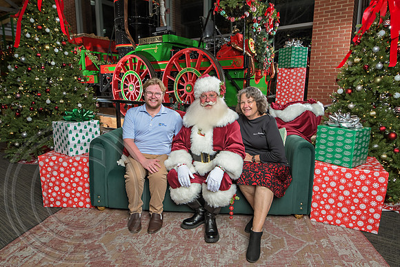 The Charleston Santa 2024-Dec10-2314