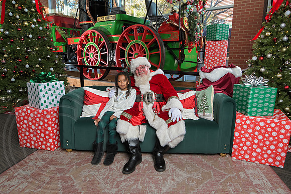 The Charleston Santa 2024-Dec7-1763