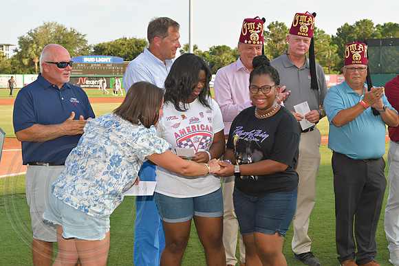 RKPhoto-LHA-RiverdogsGame2023-024