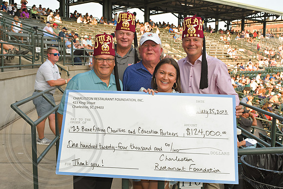 RKPhoto-LHA-RiverdogsGame2023-041