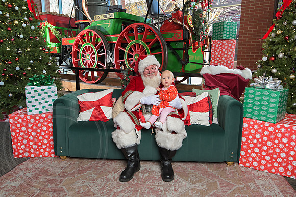 The Charleston Santa 2024-Dec14-2370