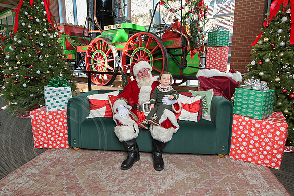 The Charleston Santa 2024-Dec14-2522