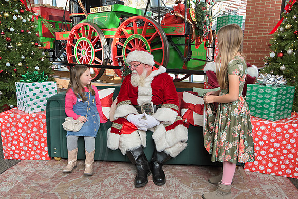 The Charleston Santa 2024-Dec15-2950
