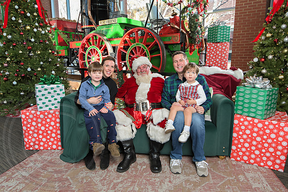 The Charleston Santa 2024-Dec14-2517