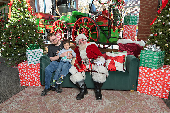 The Charleston Santa 2024-Dec14-2444