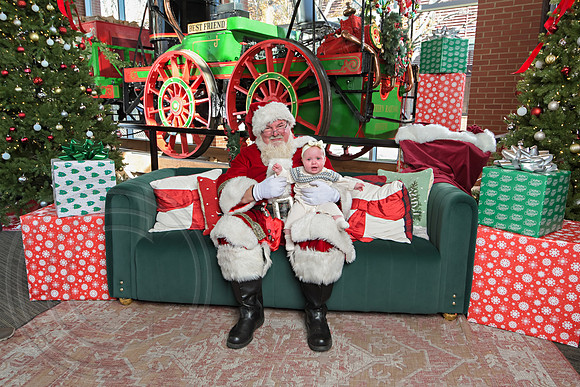 The Charleston Santa 2024-Dec14-2490