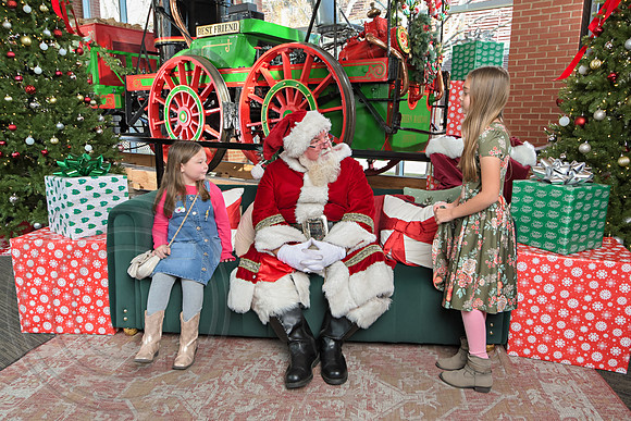 The Charleston Santa 2024-Dec15-2951