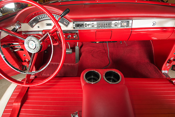 RKPhoto-1957FordFairlane-056