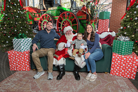 The Charleston Santa 2024-Dec7-1674
